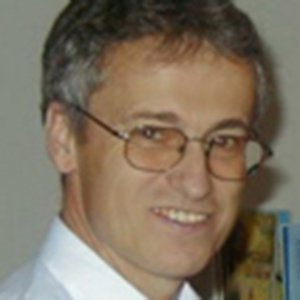 Univ.-Prof. Mag. Dr. Wolfgang Obenaus