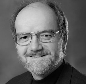 HR Dr. Maximilian Rombold