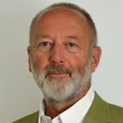 Dr. Simon Trentini