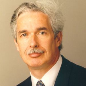 Prof.(FH) Mag. Otto Lucius, CFP