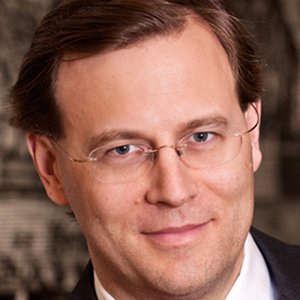 Dr. Georg Muhri