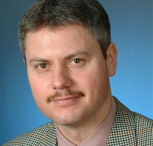 Wolfgang Roth