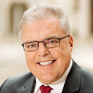 Univ.-Prof. Dr. Matthias Neumayr