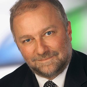Dr. Georg Karasek