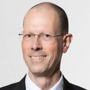 Univ.-Prof. Dipl.-Kfm. Dr. Rainer Niemann