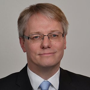 ao.Univ.-Prof. Dr. Roland Mestel