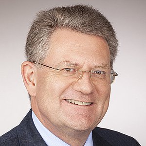 Dr. Heinz Schwarzbeck