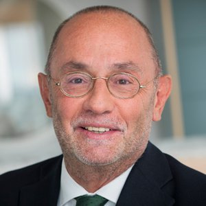 Dr. Wolfgang Reisinger