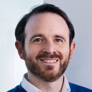 Dr. Mathias Knafl