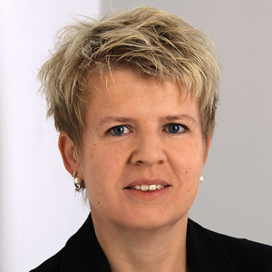 Mag. Dr. Karin Neuwirth