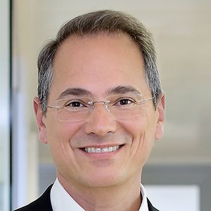 Dr. Andreas Jöst