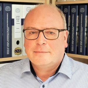Wolfgang Kniest