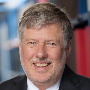 Prof. Dr. Robert Risse