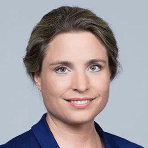 Mag. Elisabeth Wasinger, LL.M.