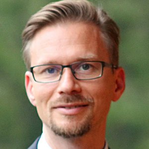 Mag. Alexander Peschetz