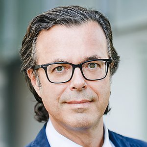Dr. Stefan Schoeller