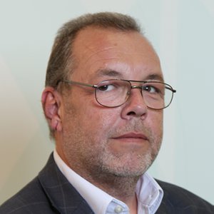 Dr. Ferdinand Felix