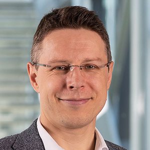 Univ.-Prof. MMag. Dr. Daniel Varro, LL.M.