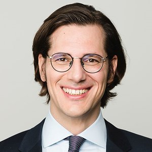 Dr. Bernhard Rieder