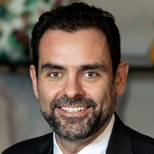 Mag. Dr. René Wenk, MBA