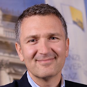 Assoz. Prof. Dr. Sascha Ferz