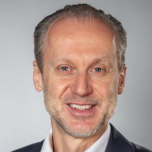Mag. Thomas Hölzl, LL.M.