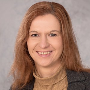 Mag. Karin Lenhard