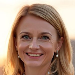 Tina Lehner