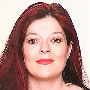 Eva Popek