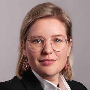 Stephanie Holzmann