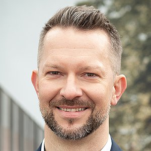 Mag. Jürgen Narath