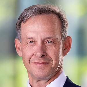 DI Gerald Beck, MRICS