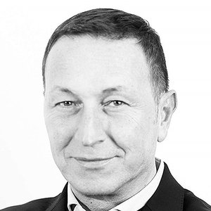 Arthur Erdem