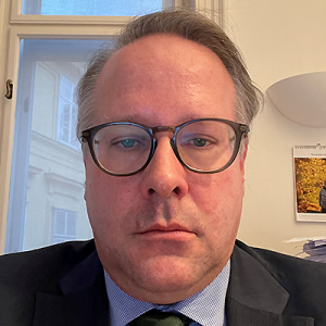 Dr. Matthias Cerha